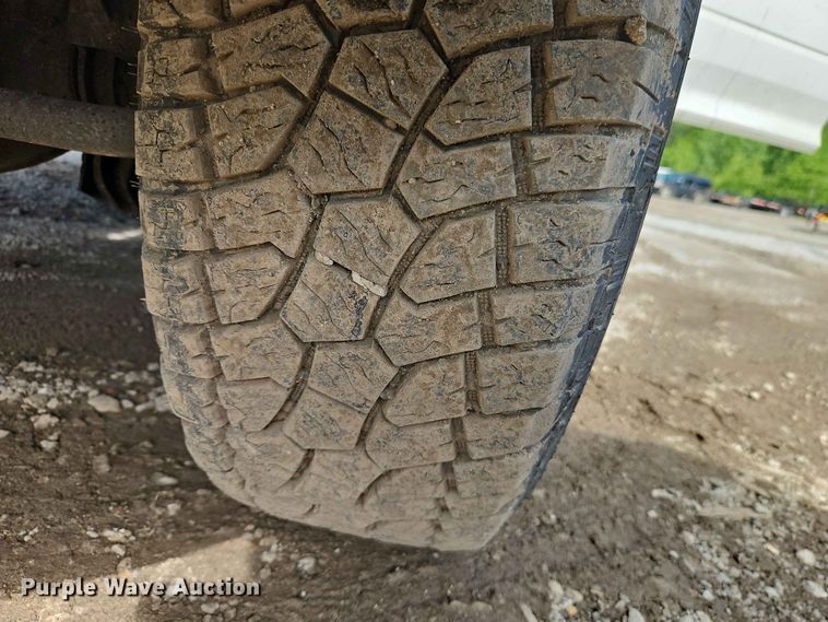 image for item EO7381 2014 RAM 2500 Crew Cab pickup truck