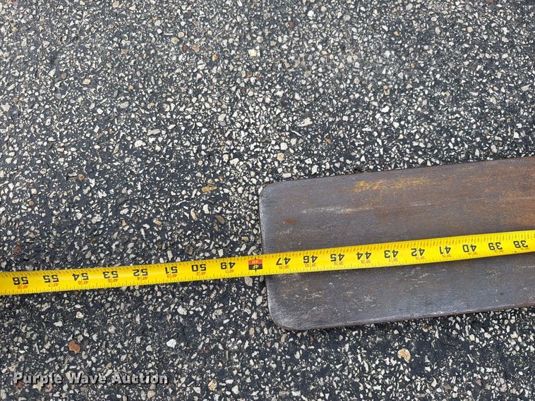 image for item EO8735 2016 Moffett M85502 forklift