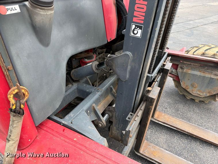 image for item EO8735 2016 Moffett M85502 forklift