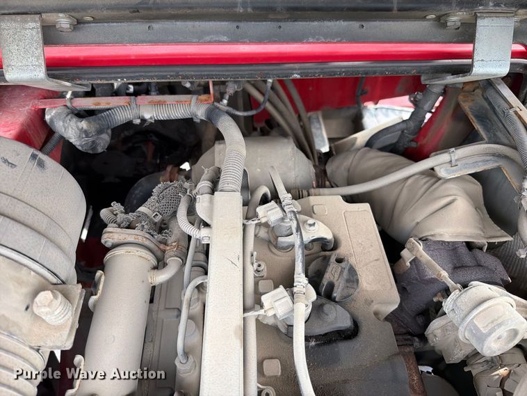 image for item EO8735 2016 Moffett M85502 forklift