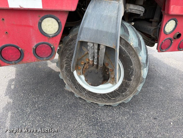 image for item EO8735 2016 Moffett M85502 forklift