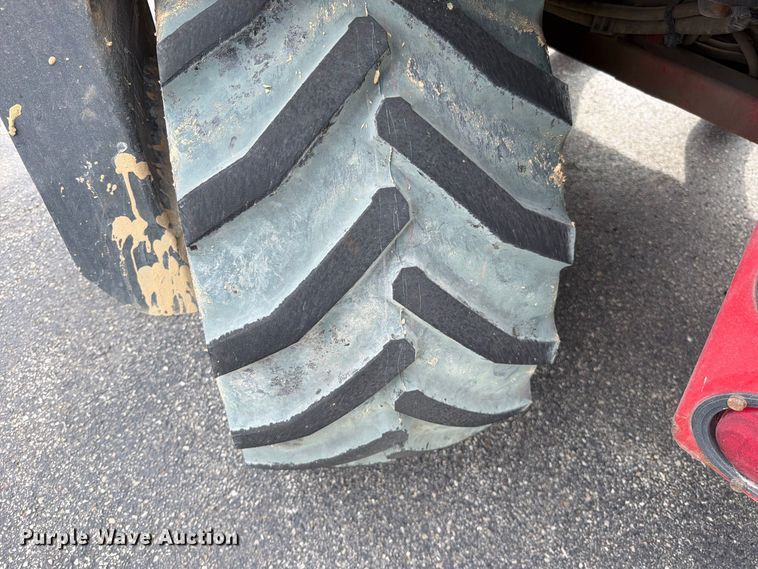 image for item EO8735 2016 Moffett M85502 forklift