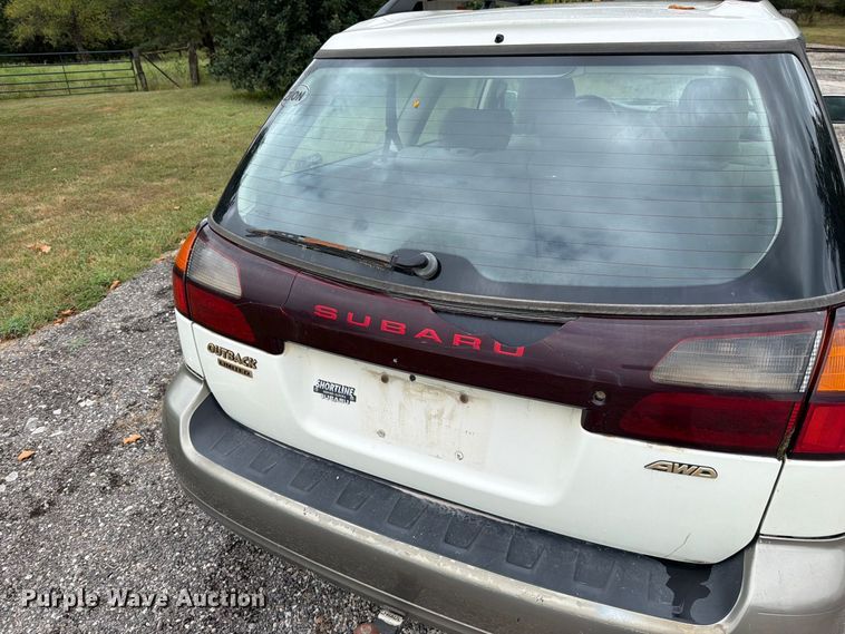 image for item EO8742 2000 Subaru Legacy Outback SUV