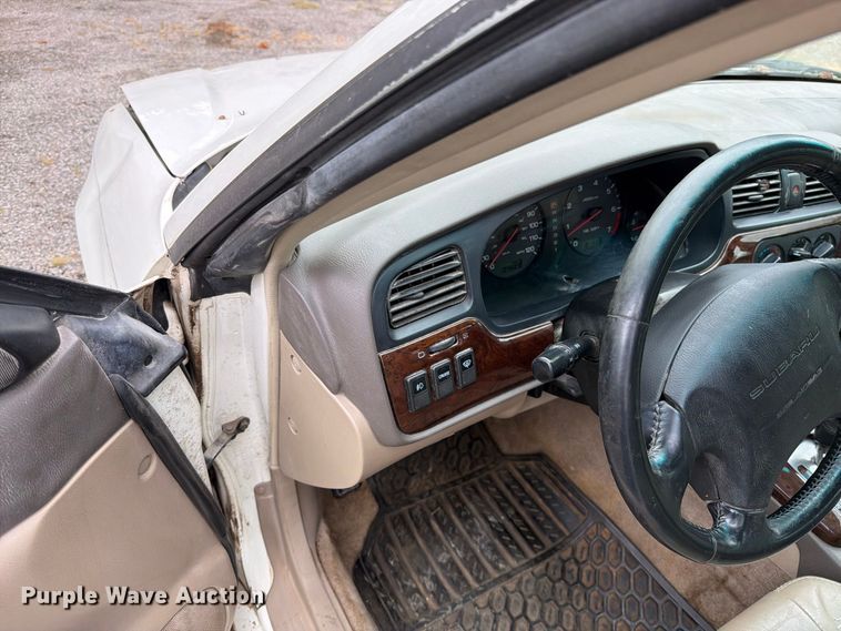 image for item EO8742 2000 Subaru Legacy Outback SUV