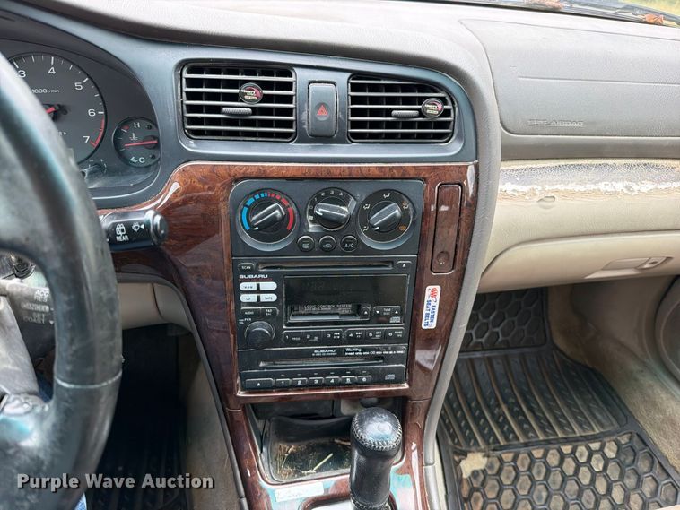 image for item EO8742 2000 Subaru Legacy Outback SUV