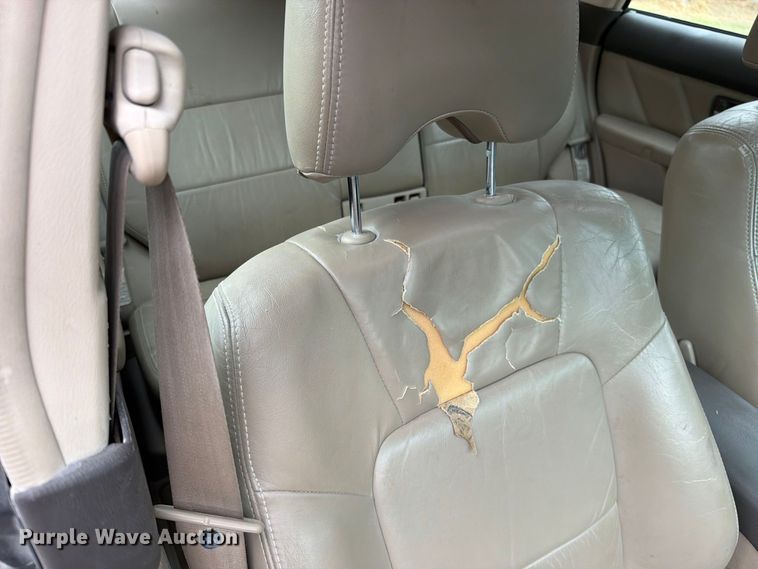 image for item EO8742 2000 Subaru Legacy Outback SUV