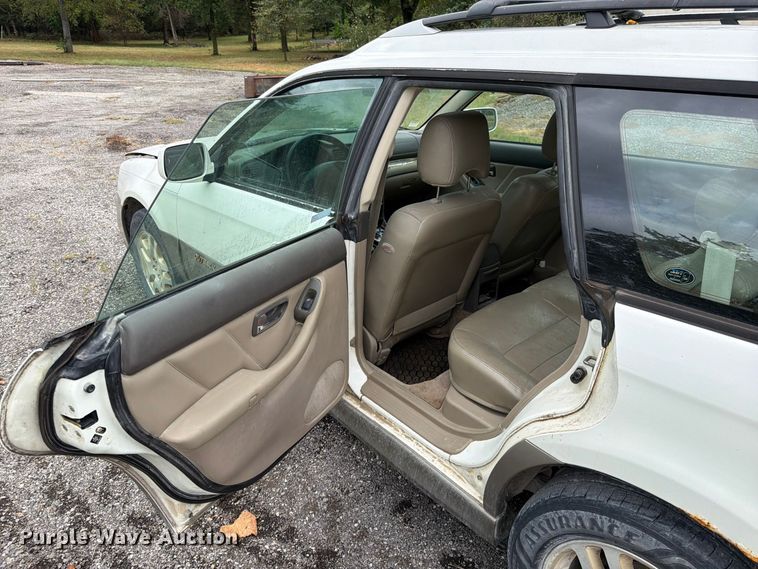 image for item EO8742 2000 Subaru Legacy Outback SUV