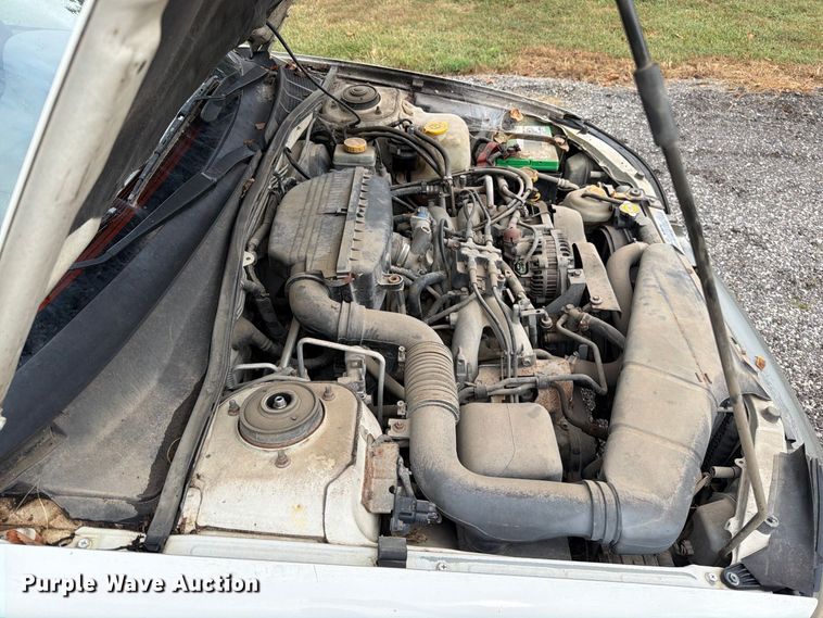 image for item EO8742 2000 Subaru Legacy Outback SUV
