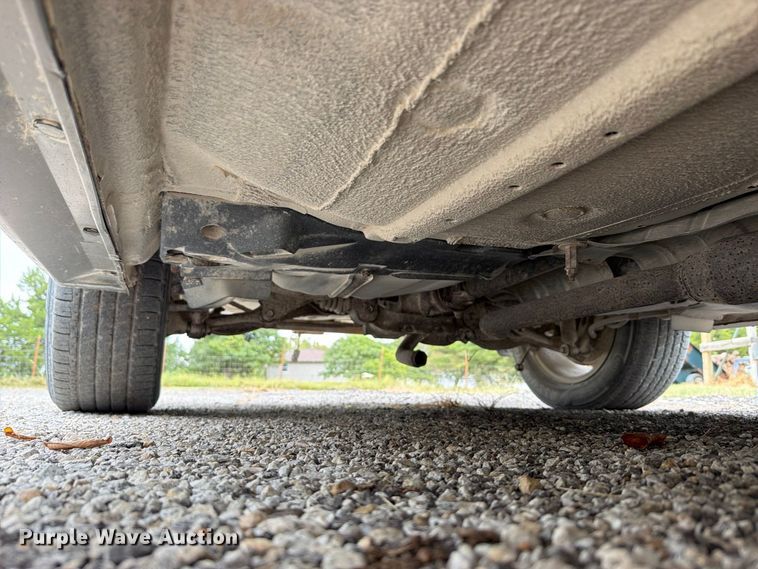 image for item EO8742 2000 Subaru Legacy Outback SUV