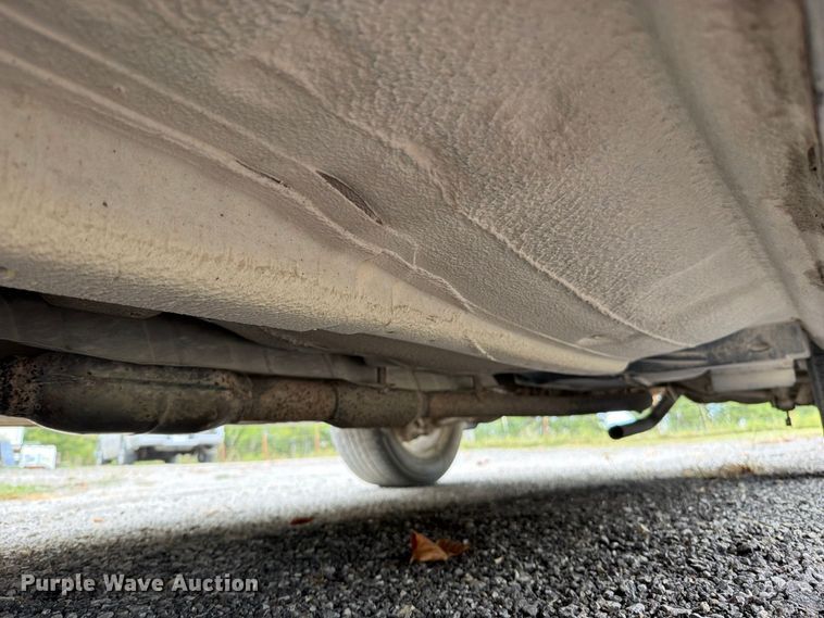 image for item EO8742 2000 Subaru Legacy Outback SUV