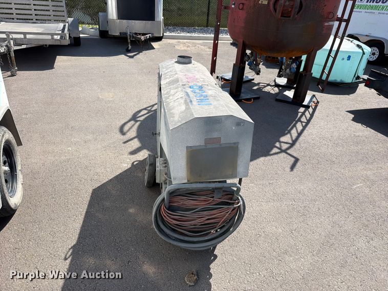 image for item EO8748 Heat Wagon heater