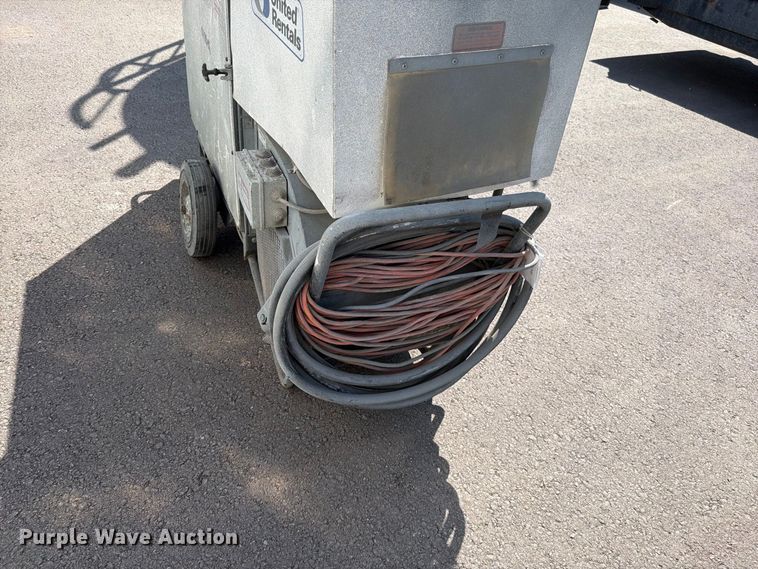 image for item EO8748 Heat Wagon heater