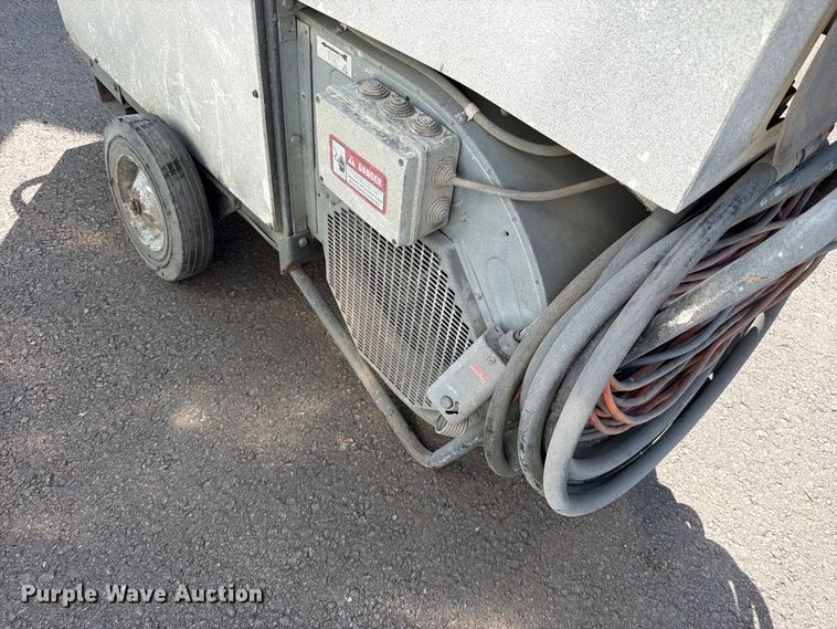 image for item EO8748 Heat Wagon heater