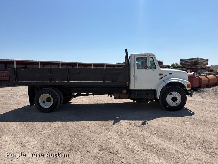 image for item EP7572 1998 International 4700 dump flatbed truck