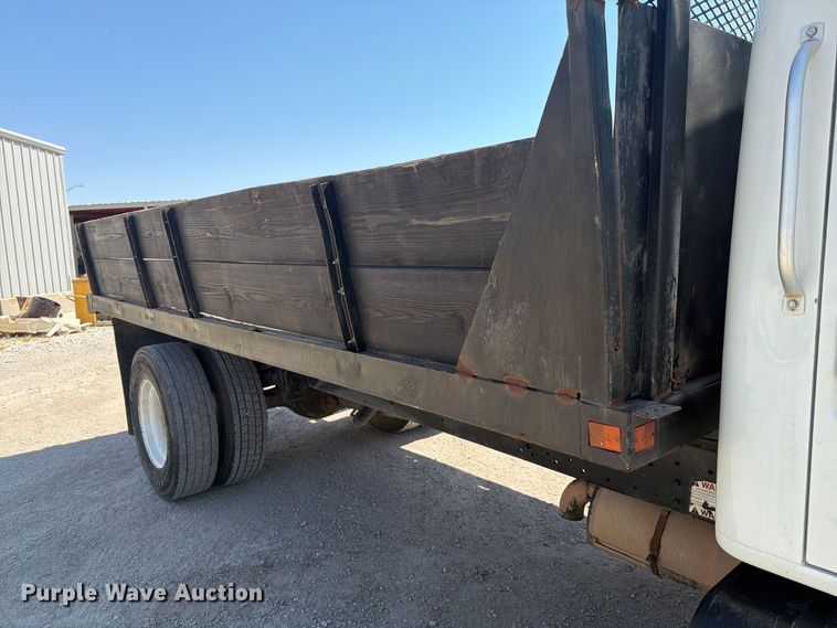 image for item EP7572 1998 International 4700 dump flatbed truck