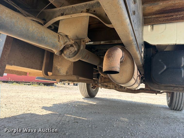 image for item EP7572 1998 International 4700 dump flatbed truck