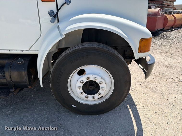 image for item EP7572 1998 International 4700 dump flatbed truck