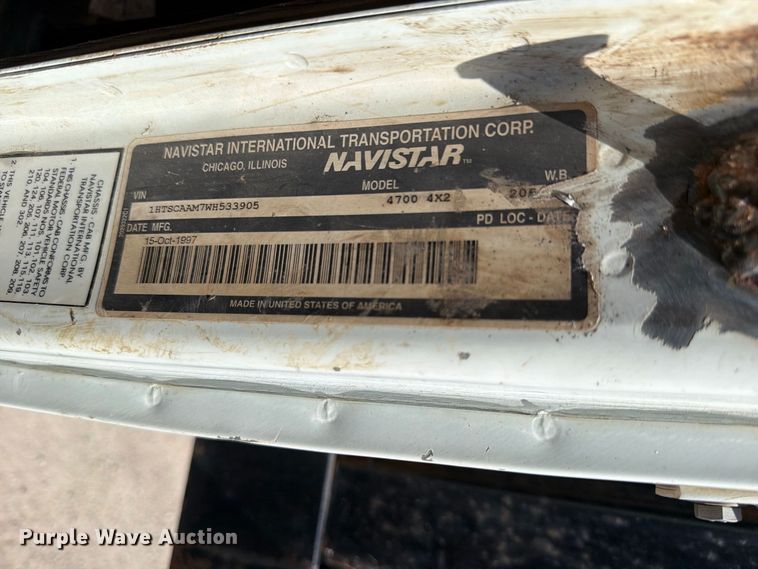 image for item EP7572 1998 International 4700 dump flatbed truck