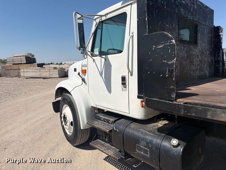 image for item EP7573 1997 International 4700 dump flatbed truck