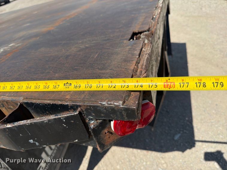 image for item EP7573 1997 International 4700 dump flatbed truck