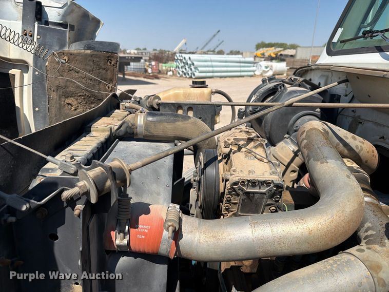 image for item EP7573 1997 International 4700 dump flatbed truck