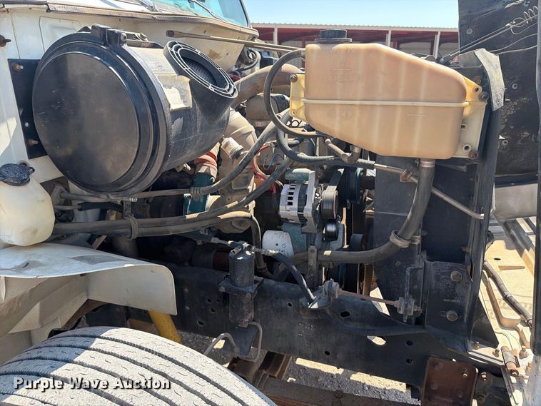image for item EP7573 1997 International 4700 dump flatbed truck