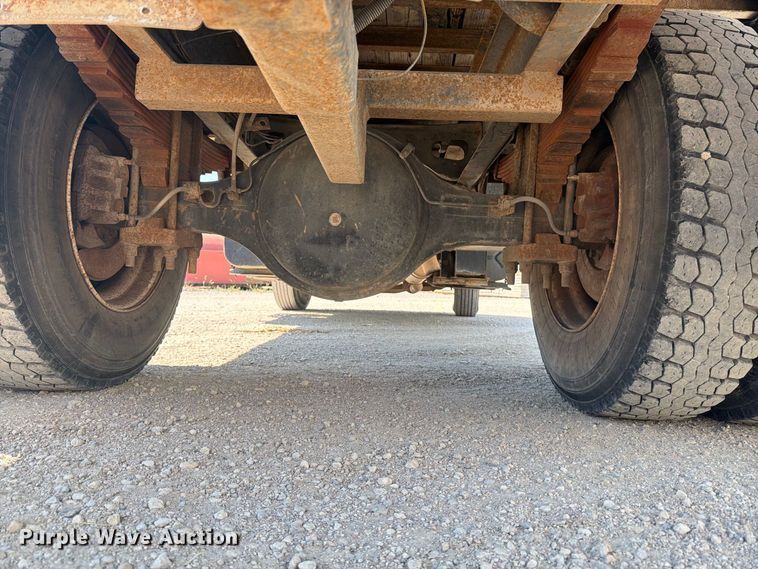 image for item EP7573 1997 International 4700 dump flatbed truck