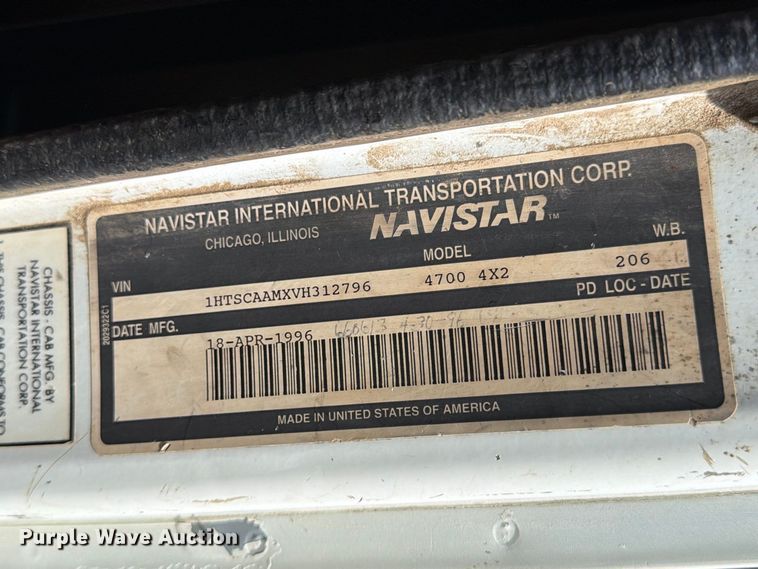 image for item EP7573 1997 International 4700 dump flatbed truck