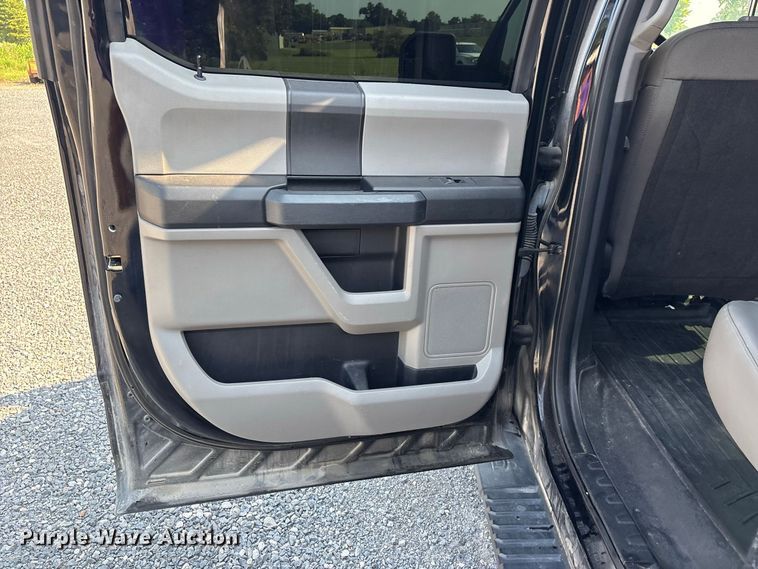 image for item ER3218 2018 Ford F150 Police Responder Crew Cab pickup truck