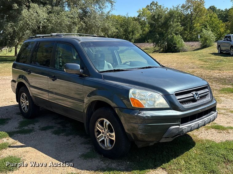 image for item ER3282 2004 Honda Pilot EX-L SUV
