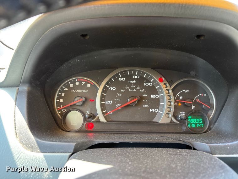 image for item ER3282 2004 Honda Pilot EX-L SUV