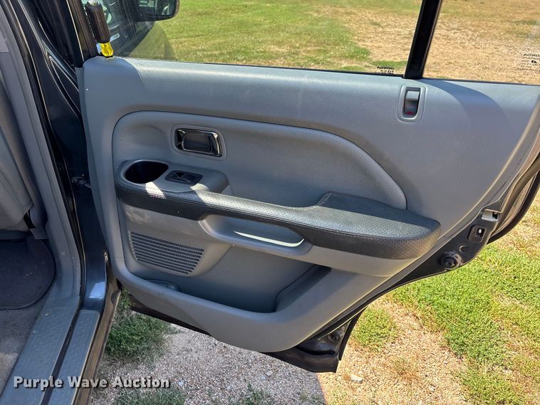 image for item ER3282 2004 Honda Pilot EX-L SUV