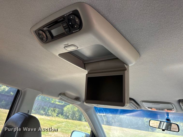 image for item ER3282 2004 Honda Pilot EX-L SUV