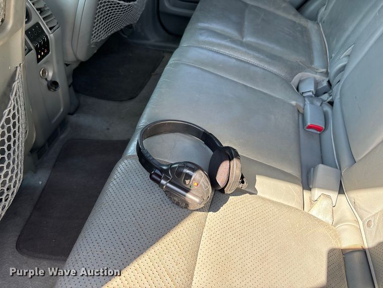 image for item ER3282 2004 Honda Pilot EX-L SUV