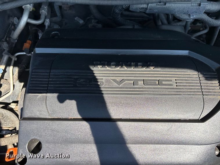image for item ER3282 2004 Honda Pilot EX-L SUV