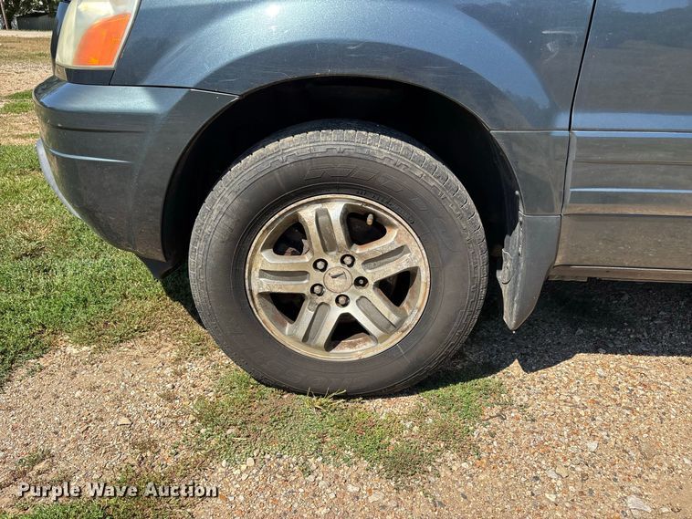 image for item ER3282 2004 Honda Pilot EX-L SUV