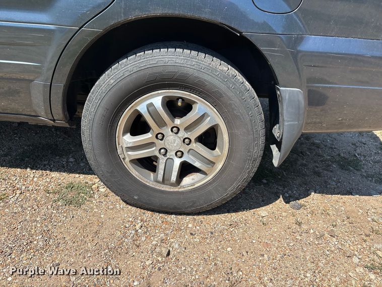 image for item ER3282 2004 Honda Pilot EX-L SUV