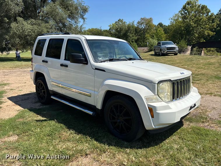image for item ER3283 2009 Jeep Liberty Limited SUV