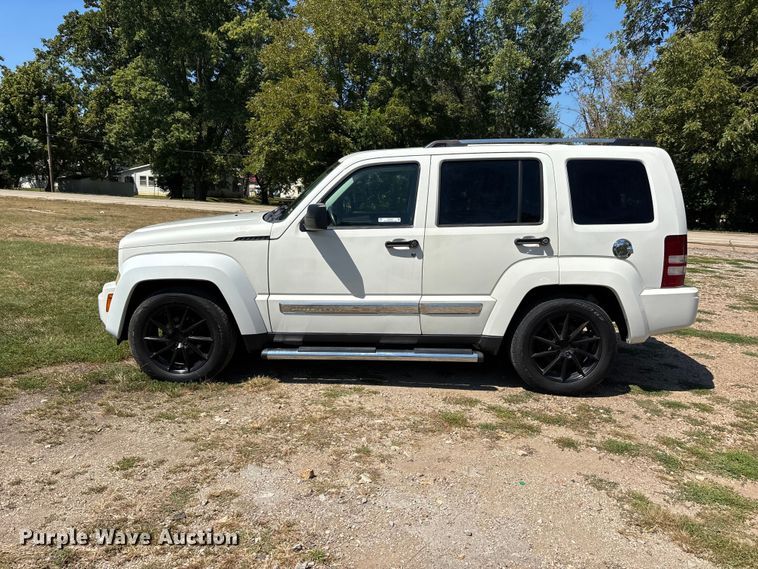 image for item ER3283 2009 Jeep Liberty Limited SUV