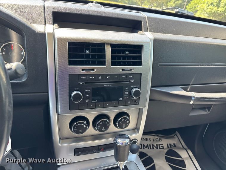 image for item ER3283 2009 Jeep Liberty Limited SUV
