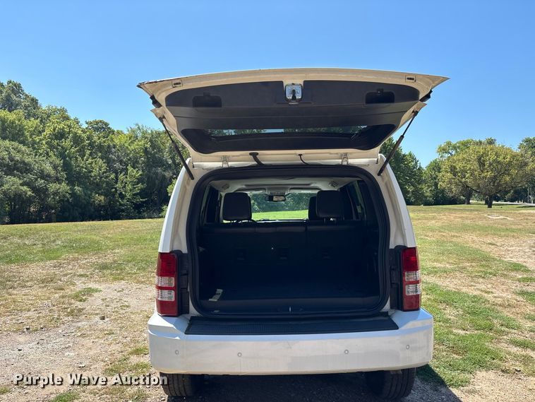 image for item ER3283 2009 Jeep Liberty Limited SUV