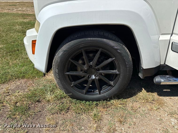 image for item ER3283 2009 Jeep Liberty Limited SUV
