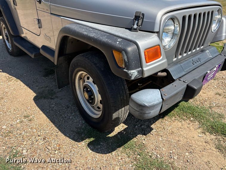 image for item ER3285 2001 Jeep Wrangler TJ SUV
