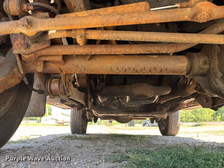 image for item ER3285 2001 Jeep Wrangler TJ SUV
