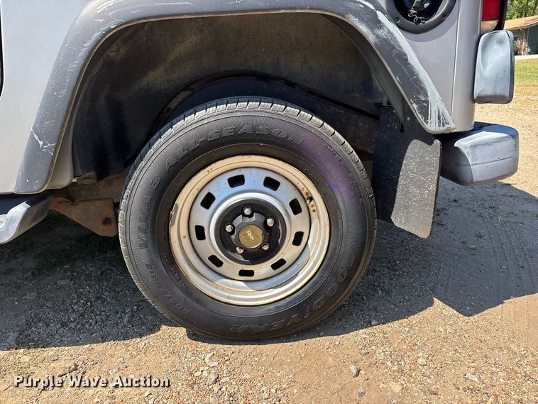 image for item ER3285 2001 Jeep Wrangler TJ SUV