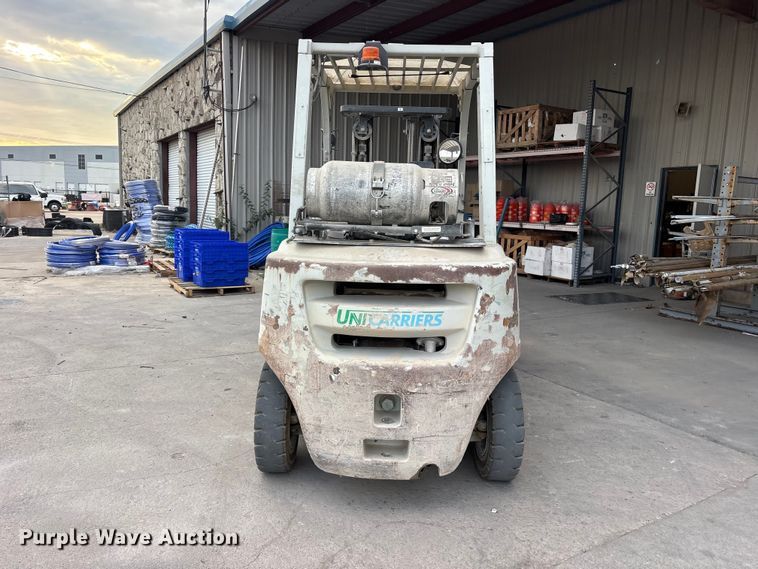 image for item ES8097 2016 UniCarriers PF80YLP forklift