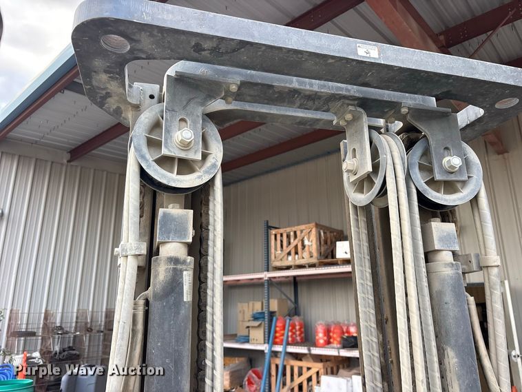 image for item ES8097 2016 UniCarriers PF80YLP forklift