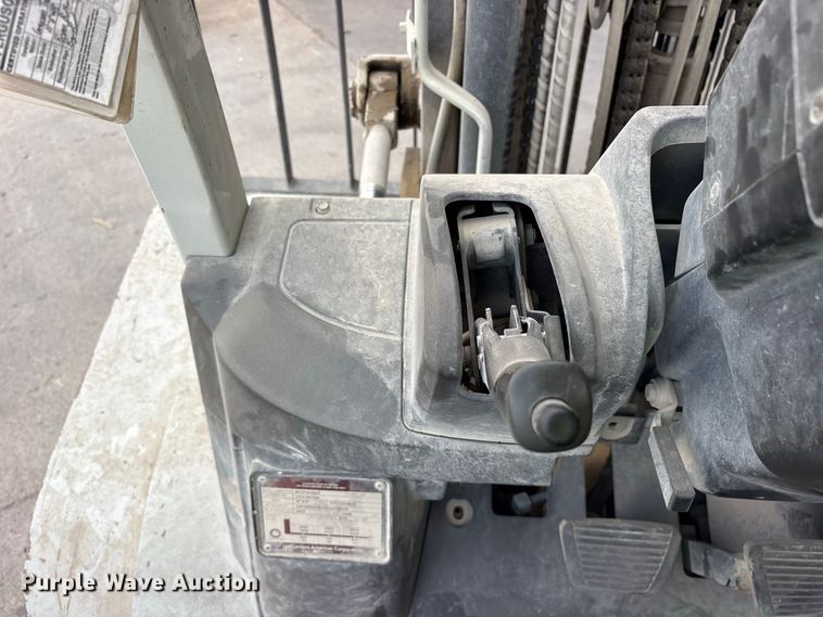image for item ES8097 2016 UniCarriers PF80YLP forklift