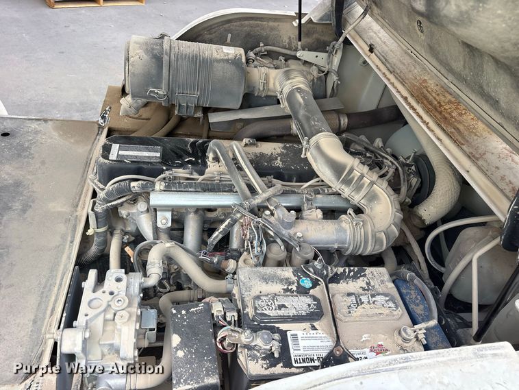 image for item ES8097 2016 UniCarriers PF80YLP forklift