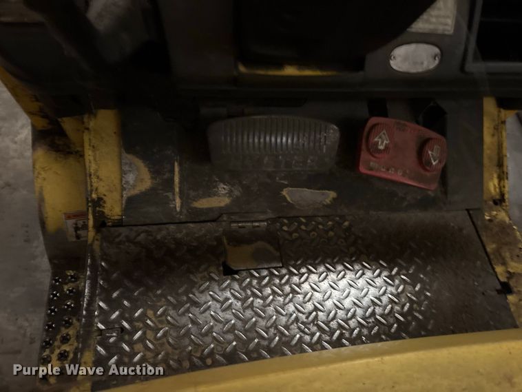 image for item ES8105 Hyster S50MX forklift
